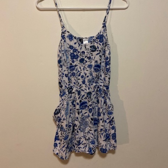 H&M Floral Romper - Picture 1 of 1